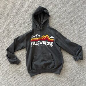 Yellowstone Sweatshirt Adult S